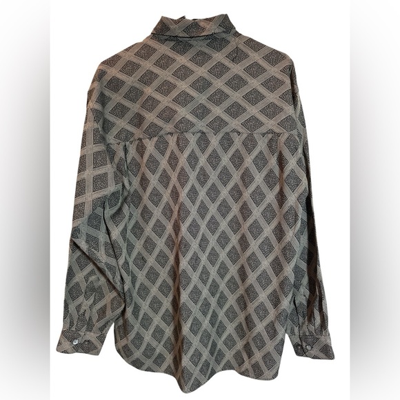 Men's BACHRACH Button Up Tan Black Shirt Diamond Pattern Size Medium 90's Y2K - Picture 6 of 6
